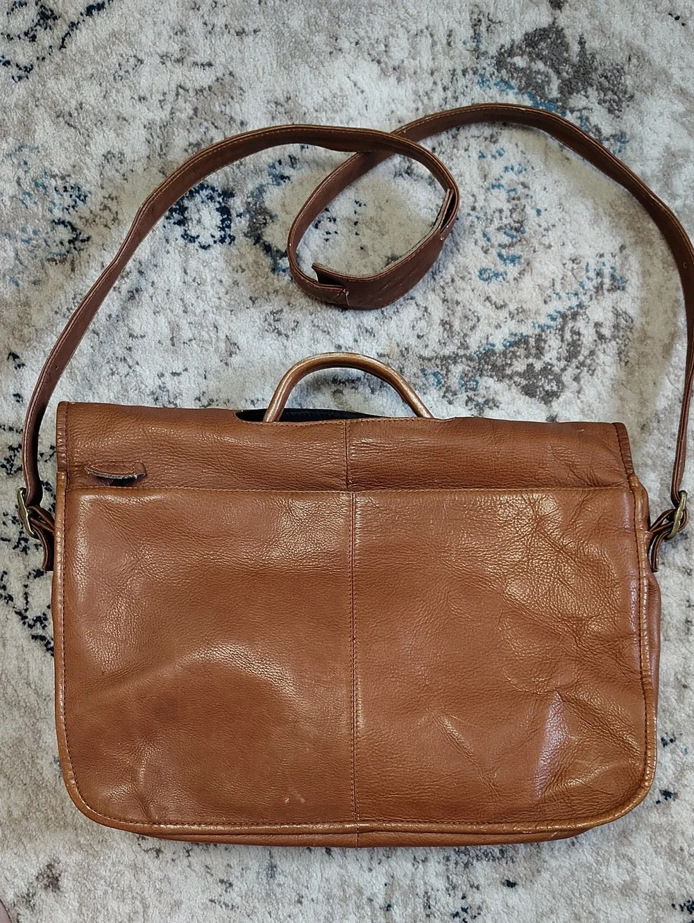 Leather Messenger Bag in Cognac
